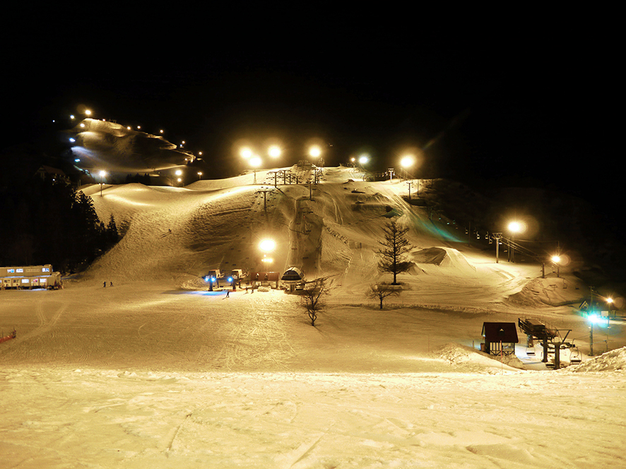 Joetsu International Ski Resort (minamiuonuma City, Niigata Prefecture 